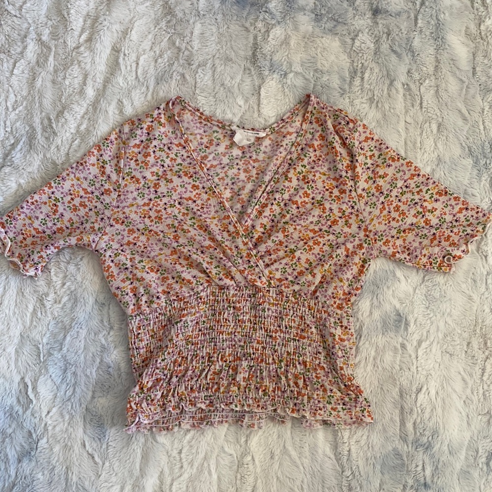 Large colorful floral  fitted top